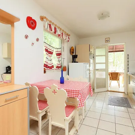 Ferienhaus Violetta By Interhome *