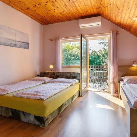 Ferienhaus Violetta By Interhome Balatonkenese