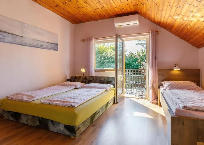 Dom wakacyjny Violetta By Interhome Balatonkenese